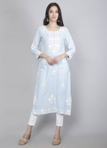 Attrective These Beautiful Looking Readymade Long Kurti.These Kurti is Fabricated On Rayon.Its Beautified With Designer Hand Chickenkari Embroidery Work.