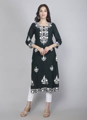 Attrective These Beautiful Looking Readymade Long Kurti.These Kurti is Fabricated On Rayon.Its Beautified With Designer Hand Chickenkari Embroidery Work.