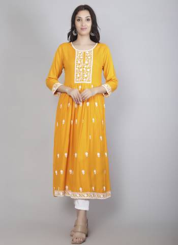 Attrective These Beautiful Looking Readymade Long Kurti.These Kurti is Fabricated On Rayon.Its Beautified With Designer Chickenkari Hand Embroidery Work.