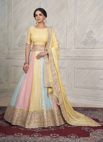 A Designer Look,Grab These Lehenga Choli in Fine Colored.These Lehenga And Blouse Are Fabricated On Georgette Pair With Georgette Dupatta.Its Beautified With Thread,Sequance Embroidery,Stone Work.