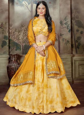 A Designer Look,Grab These Lehenga Choli in Fine Colored.These Lehenga And Blouse Are Fabricated On Uppada Silk Pair With Gajji Silk Dupatta.Its Beautified With Designer Hand Work.