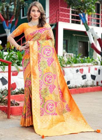 Grab These Festive Wear Saree in Fine Colored.These Saree Is Fabricated On Silk Pair With Silk Blouse.Its Beautified With Heavy Weaving Jari Designer.