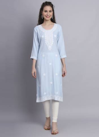 Attrective These Beautiful Looking Readymade Long Kurti.These Kurti is Fabricated On Rayon.Its Beautified With Designer Chickenkari Embroidery Work.