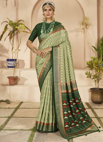 Garb These Party Wear Saree in Fine Colored.These Saree And Blouse is Fabricated On Cotton Silk Pair.Its Beautified With Weavon Designer With Chevron Printed.