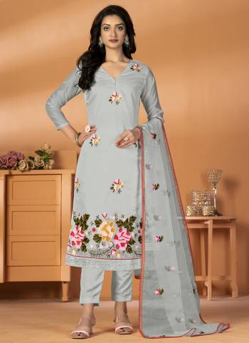 Grab These Suit in Fine Colored Pair With Bottom And Dupatta.These Top Are Modal Silk And Dupatta Are Fabricated On Organza Pair With Santoon Bottom.Its Beautified With Santoon Inner.Its Beautified With Designer Embroidery Work.