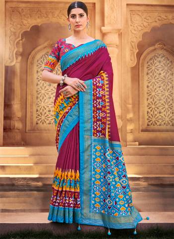 Garb These Party Wear Saree in Fine Colored.These Saree And Blouse is Fabricated On Cotton Silk Pair.Its Beautified With Weavon Designer With Printed.