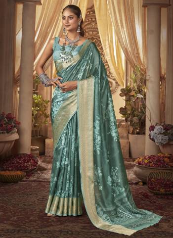 Attrective Looking These Party Wear Saree in Fine Colored.These Saree Are Cotton Silk And Blouse is Fabricated On Cotton Silk Pair.Its Beautified With Weavon Jari Border Designer With Digital Floral Printed.