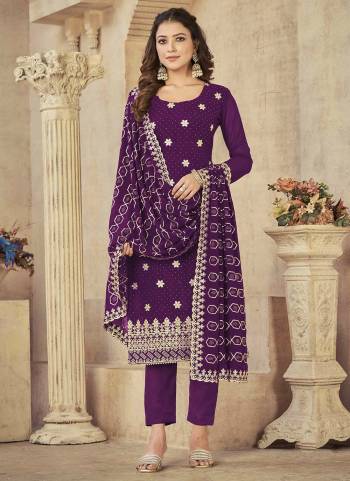 Grab These Suit in Fine Blooming Colored Pair With Bottom And Dupatta.These Top And Dupatta Are Fabricated On Faux Georgette Pair With Dull Santoon Bottom.Its Beautified With Heavy Designer Embroidery Work.