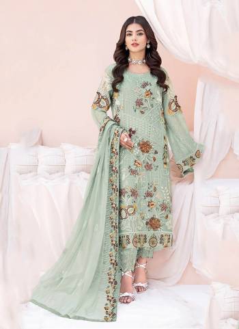 Attrective These Designer Suit in Fine Colored Pair With Bottom And Dupatta.These Top Are Faux Georgette And Dupatta Are Fabricated On Nazmin Pair With Santoon Bottom.Its Beautified With Santoon Inner.Its Beautified With Heavy Designer Floral Sequance Embroidery Work.