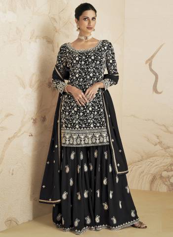 Garb These Designer Plazzo Suits in Fine Colored Pair With Dupatta.These Top And Dupatta Are Fabricated On Faux Georgette Pair With Faux Georgette Bottom.Its Beautified With Heavy Designer  Embroidery Work.