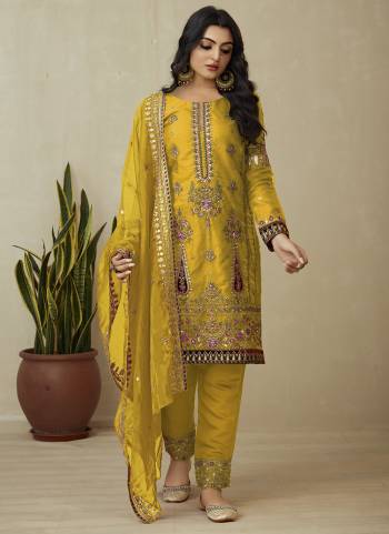 Attrective Looking These Suit in Fine Colored Pair With Bottom And Dupatta.These Top And Dupatta Are Fabricated On Organza Pair With Silk Bottom.Its Beautified With Designer Embroidery Work.