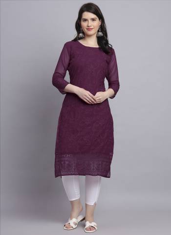 Attrective Looking These Beautiful Looking Readymade Long Kurti.These Kurti is Fabricated On Georgette With Crepe Inner.Its Beautified With Designer Lacknowi Thread Embroidery Work.