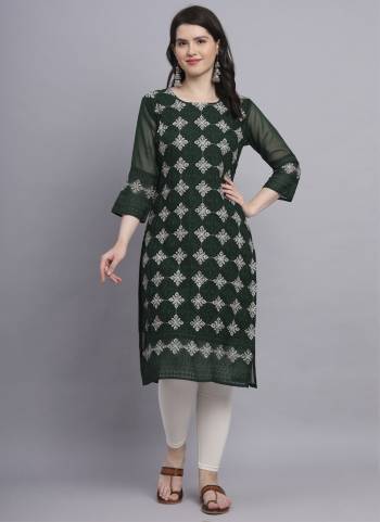 Garb These Beautiful Looking Readymade Long Kurti.These Kurti is Fabricated On Georgette With Crepe Inner.Its Beautified With Designer Chikankari Thread Embroidery Work.