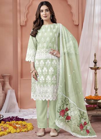 Grab These Designer Suit in Fine Colored Pair With Bottom And Dupatta.These Top And Dupatta Are Fabricated On Soft Organza Pair With Santoon Bottom.Its Beautified With Santoon Inner.Its Beautified With Heavy Designer Embroidery Work.