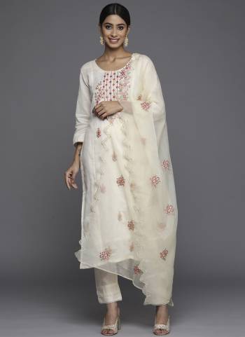 Attrective Looking These Beautiful Looking Readymade  Suits.These Top And Bottom Are Viscose Rayon And Dupatta Chinon Fabricated.Its Beautified With Designer Embroidery Work.