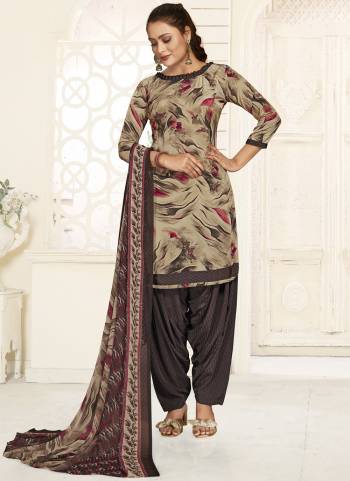 Attrective These Suit in Fine Colored Pair With Bottom And Dupatta.These Top Are Italian Crepe And Dupatta Are Fabricated On Georgette Pair With Italian Crepe Bottom.Its Beautified With Designer Digital Printed.