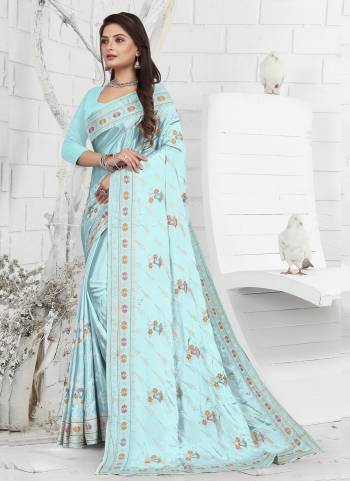 Grab These Party Wear Saree in Fine Light Colored.These Saree is Fabricated On Creape Pair With Creape Blouse.Its Beautified With Designer Thread Embroidery Work.