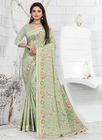 Grab These Party Wear Saree in Fine Light Colored.These Saree is Fabricated On Creape Pair With Creape Blouse.Its Beautified With Designer Thread Embroidery Work.