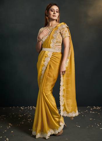 Look Attrective These Designer Party Wear Saree in Fine Light Colored.These Saree Are Organza Silk Crepe And Blouse Organza Silk is Fabricated.Its Beautified Solid With Cord Sequance,Thread Embroidery,Additional Work.