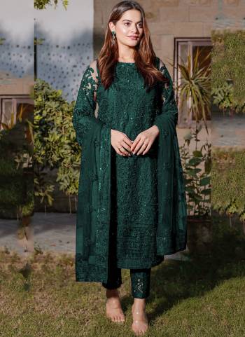 Attrective These Designer Suit in Fine Colored Pair With Bottom And Dupatta.These Top And Dupatta Are Fabricated On Faux Georgette Pair With Santoon Bottom.Its Beautified With Santoon Inner.Its Beautified With Heavy Designer Embroidery Work.