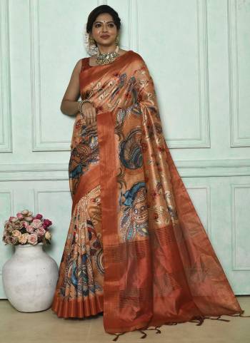 Garb These Festive Wear Saree in Fine Colored.These Saree And Blouse is Fabricated On Soft Ghicha Tussar Silk.Its Beautified With Designer Kalamkari Printed.