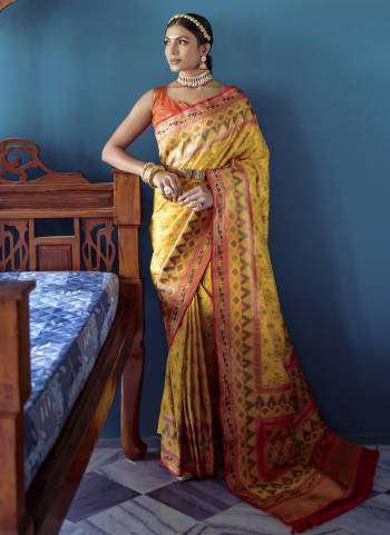 Attrective Looking These Festive Wear Saree in Fine Colored.These Saree And Blouse is Fabricated On Soft Banarasi Silk.Its Beautified With Fancy Meena And Jari Wevon Designer.