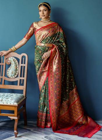 Attrective Looking These Festive Wear Saree in Fine Colored.These Saree And Blouse is Fabricated On Soft Banarasi Silk.Its Beautified With Fancy Meena And Jari Wevon Designer.