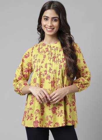 Grab These Beautiful Looking Readymade Kurti.These Kurti is Fabricated On Cotton.Its Beautified With Designer Printed.