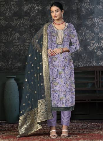 Attrective Looking These Suit in Fine Colored Pair With Bottom And Dupatta.