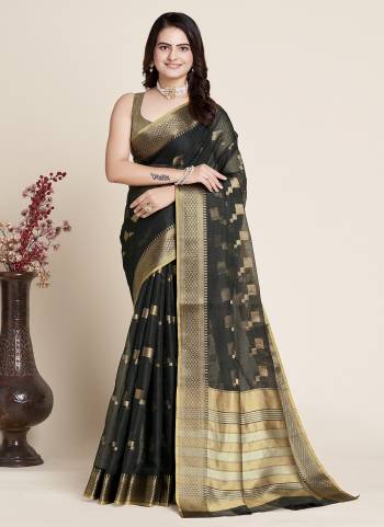 Attrective This Partywear Saree Paired With Blouse.This Saree And Blouse Are Kota Doriya Silk Based Fabric With Weaving Jacquard Jari Designer. Buy This Pretty Saree Now.