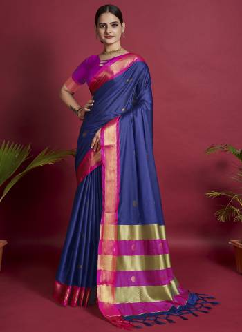 Attrective This Partywear Saree Paired With Blouse.This Saree And Blouse Are Lichi Soft Silk Based Fabric With Weaving Jari Designer. Buy This Pretty Saree Now.