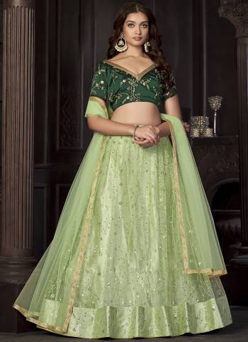 Grab These Lehenga Choli in Fine Colored.These Lehenga Are Net And Blouse Are Taffeta Silk And Dupatta Are Fabricated On Net Pair.Its Beautified With Designer Embroidery Work.