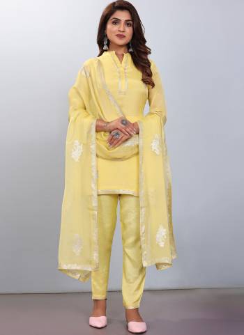 Attrective These Beautiful Looking Readymade Suits.These Top And Dupatta Are Viscose And Bottom Are Viscose Fabricated.Its Beautified With Wevon Jacquard Butta Disigner.