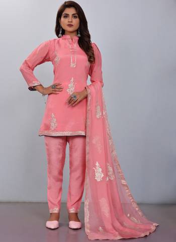 Attrective These Beautiful Looking Readymade Suits.These Top And Dupatta Are Viscose And Bottom Are Viscose Fabricated.Its Beautified With Wevon Jacquard Butta Disigner.