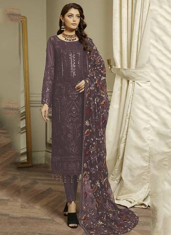 Attrective These Designer Suit in Fine Colored Pair With Bottom And Dupatta.These Top And Dupatta Are Fabricated On Georgette Pair With Santoon Bottom.Its Beautified With Santoon Inner.Its Beautified With Heavy Designer Thread,Sequance Embroidery Work.