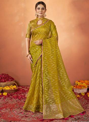 Look Attrective These Designer Party Wear Saree in Fine Light Colored.These Saree Are Organza Silk And Blouse Organza Silk is Fabricated.Its Beautified Wevon Jacquard Designer With Embroidery Work.