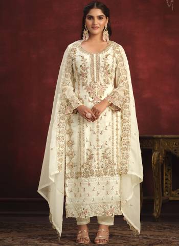 Grab These Designer Party Wear Suit in Fine Colored Pair With Bottom And Dupatta.These Top And Dupatta Are Fabricated On D Viscose Embroidery Pair With Santoon Bottom.Its Beautified With Santoon Inner.Its Beautified With Heavy Designer Heavy Embroidery Work.