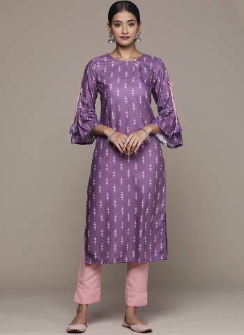 Grab These Beautiful Designer Readymade Kurti With Pant.These Kurti And Pant is Fabricated On Rayon.Its Beautified With Designer Screen Printed.