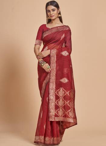 Garb This Partywear Saree Paired With Blouse In Fine Color.This Saree And Blouse Are Cotton Spun Based Fabric With Weaving Jacquard Designer With Sequance Work. Buy This Pretty Saree Now.