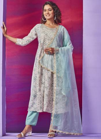 Attrective Looking These Beautiful Looking Readymade Suits.These Top And Bottom Are Cotton And Dupatta Organza Fabricated.Its Beautified With Designer Printed With Embroidery Work.