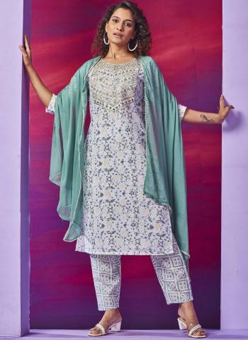 Attrective Looking These Beautiful Looking Readymade Suits.These Top And Bottom Are Cotton And Dupatta Naznin Fabricated.Its Beautified With Designer Printed With Embroidery Work.