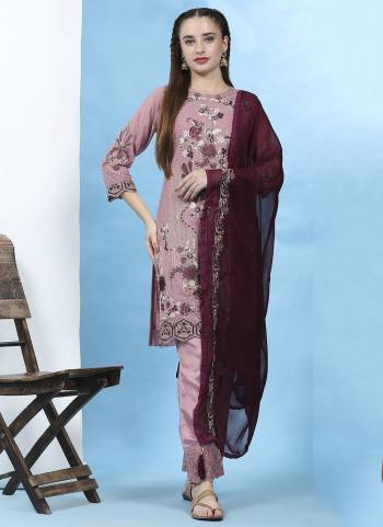 Attrective These Suit in Fine Colored Pair With Bottom And Dupatta.These Top Are Faux Georgette And Bottom Are Fabricated On Santoon Pair With aux Nazmin Dupatta.Its Beautified With Santoon Inner.Its Beautified With Designer Embroidery Work.