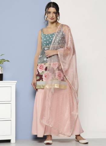 Grab These Beautiful Looking Readymade Suits.These Top And Bottom is Crepe Fabricated On Organza Dupatta.Its Beautified With Designer Printed.