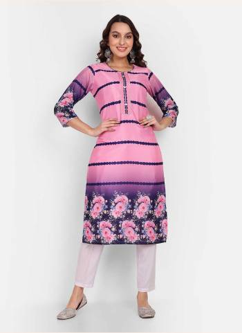 Grab These Beautiful Looking Readymade Long Kurti.These Kurti is Fabricated On Cotton Silk.Its Beautified With Designer Printed.