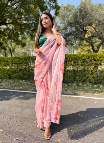 Garb These Party Wear Saree in Fine Colored.These Saree Are Chiffon And Blouse is Fabricated On Satin Chiffon.Its Beautified With Digital Foil Printed,Cut Work.