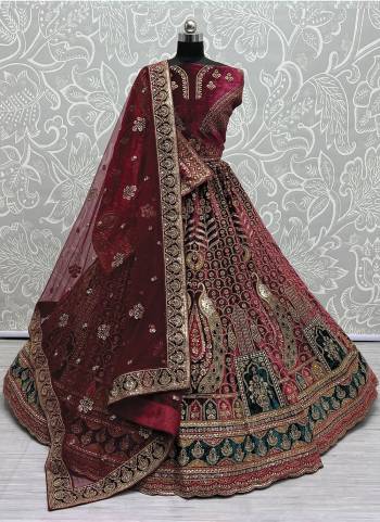 For A Fancy Designer Look,Grab These Lehenga Choli With 2 Dupatta in Fine Colored.These Lehenga And Choli Are Velvet And Dupatta Are Fabricated On Soft Net And Velvet Pair.Its Beautified With Designer Patch Work,Multy Thread,Sequance,Dori,Jari Embroidery,Diamond Work.