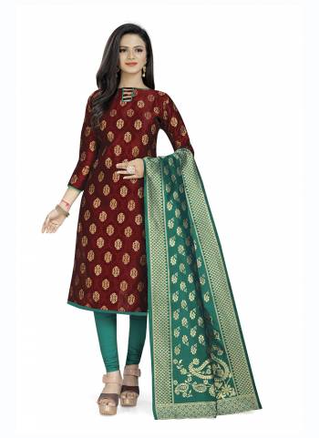 Grab These Suit in Fine Colored Pair With Bottom And Dupatta.These Top And Dupatta Are Fabricated On Banarasi Silk Pair With Banarasi Silk Bottom.Its Beautified With Wevon Jacquard Designer.