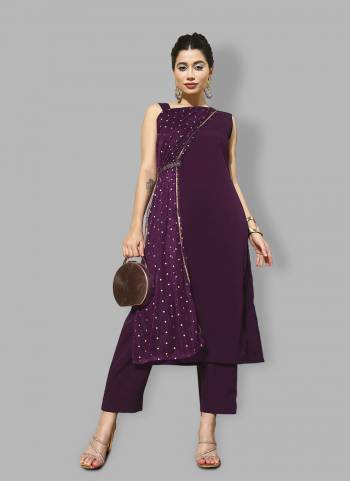 Grab These Beautiful Designer Readymade Kurti With Bottom.These Kurti And Bottom is Fabricated On Crepe.Its Beautified With Designer Printed.