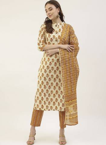 Garb These Beautiful Looking Readymade Suits.These Top And Bottom Are Cotton And Dupatta Are Cotton Fabricated.Its Beautified  With Disigner Printed.