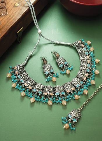 Grab These Beautifil Multy Colored Necklace.These Necklace is Come Alloy Material And Beautified With Beads And Stone Work.